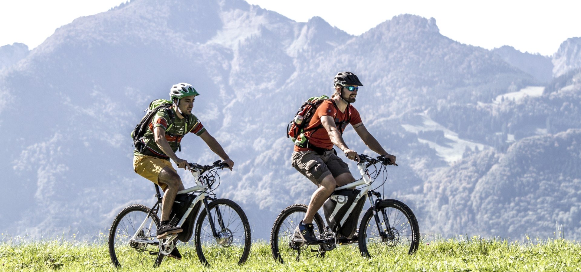 Radtour zu Füßen der Chiemgauer Alpen., © Chiemgau Tourismus