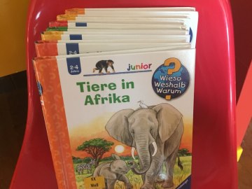 Kinderbücher in der Bücherei Grassau