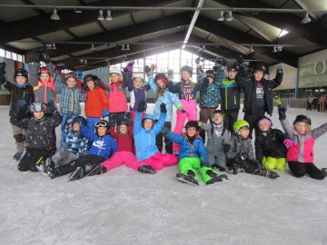 Klasse 4b auf dem Eis, © GM Grassau / J. Stiegler