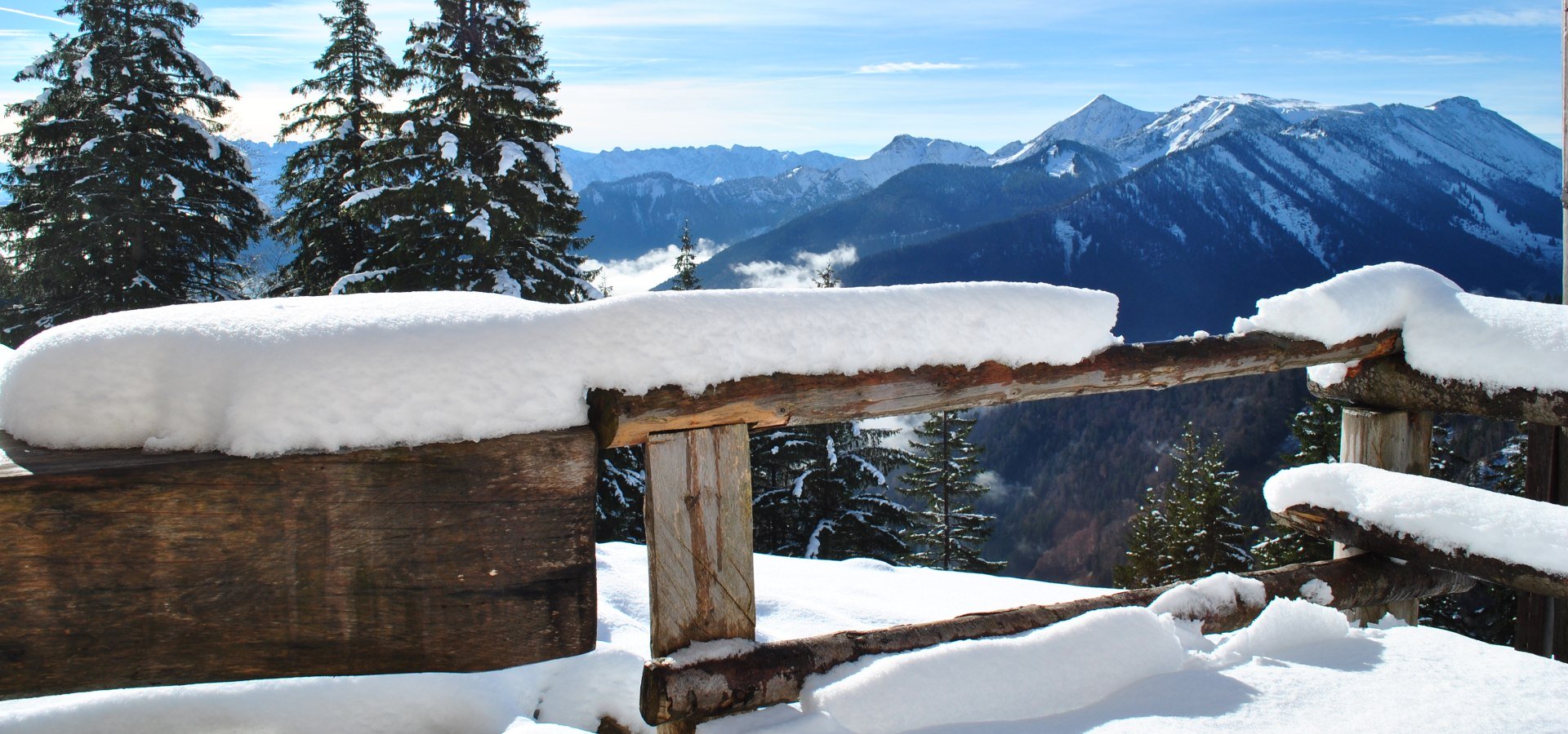 Winter an der Bergwachthütte, © Tourist-Info Grassau