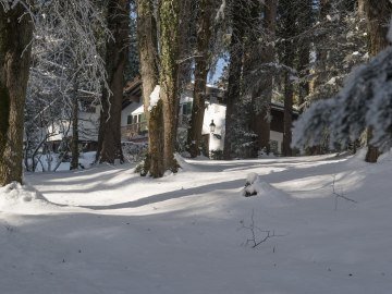 Das Sawallisch Anwesen in winterlicher Pracht, © Tourist-Information Grassau