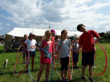 Zirkusprojekt - Hula hoop, © GM Grassau / J. Stiegler