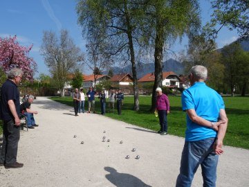 Boules in the park, © Tourist-Information Grassau