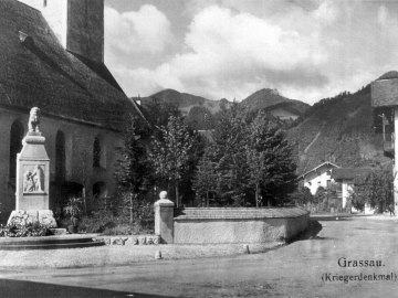 Kriegerdenkmal 1923 mit Löwe, © Kamm Erich