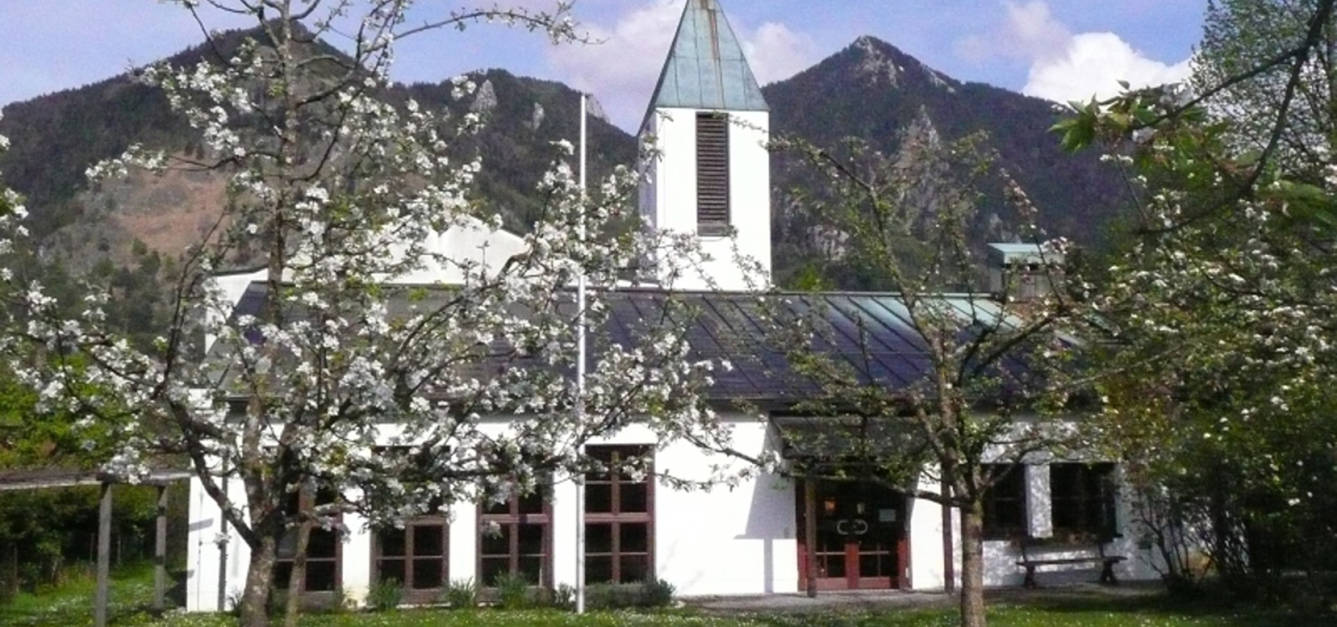Kirche Marquartstein, © Evangelisch-lutherische Kirchengemeinde Grassau, Unterwössen, Schleching, Staudach-Egerndach, Marquartstein
